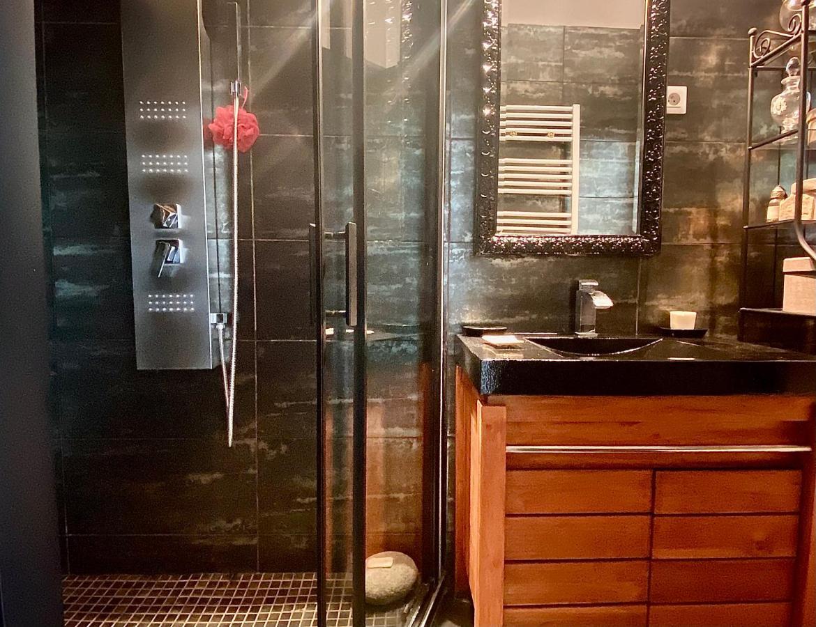Grand Appartement Haussmanien De Standing Avec Jacuzzi Terrasse Et Parking En Hyper Centre Bordeaux Dış mekan fotoğraf